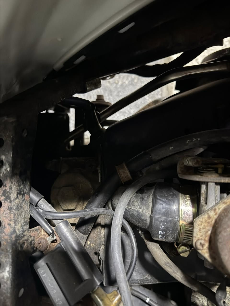 سلام عليكم للبيع بريز رمبه جديده شرط برغي ممفتوح بلمكينه بلاديه مابيه اي نقص السعر 900وبيه مجال حك الجيه مكاني بغداد حي القاهره للاستفسار ***********
