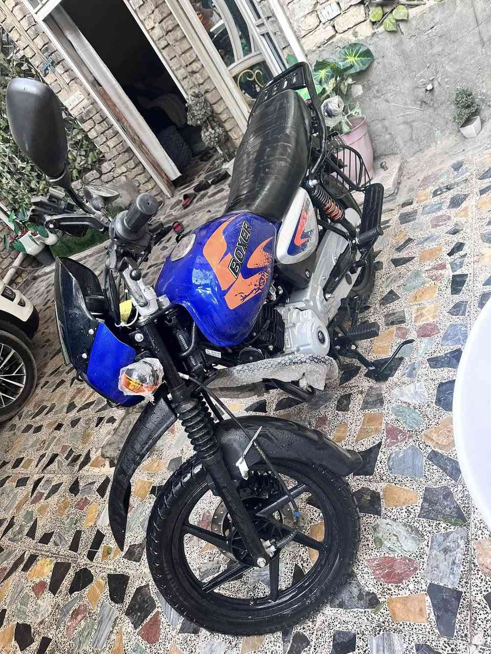 دراجه بوكسر زيروقبل ٦ ايام من اخذتهه ٢٠٢٥للبيع
***********
