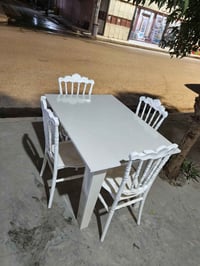 ميز طعام ٤ كراسي  07724717504