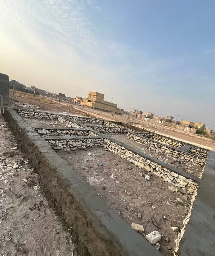 سلام عليكم كرسته وعمل ولستفسار علرقم *********** السعر المتر المربع ٢٢لف
