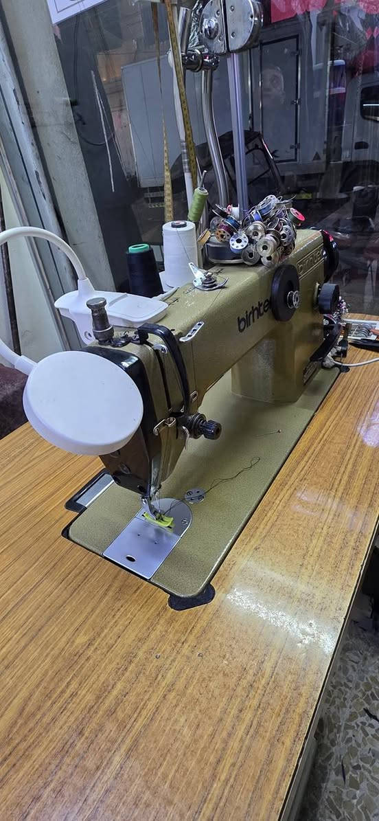 للبيع /مكينه برذر الاصلي شرط جلخ ما بيها جديده ماطور اقتصادي ما تسحب ربع امبير للتواصل
***********
السعر 200وبيها مجال 
الموقع سوق حي سومر
