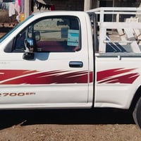 هايلكس • ٢٠٠٤ • رقم صلاح الدين