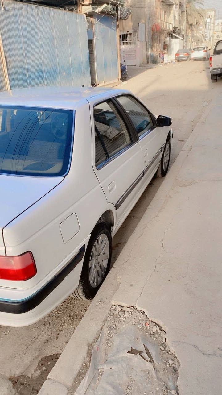 السلام عليكم سياره بيجو بارص موديل ٢٠٠٢٢السياره ماشيه٣٥كفاله عامه السيارهبالكارتون جديده شركه شعريه مابيه نقص بسمنه مكان السياره الكاظميه رقم الهاتف ***********
