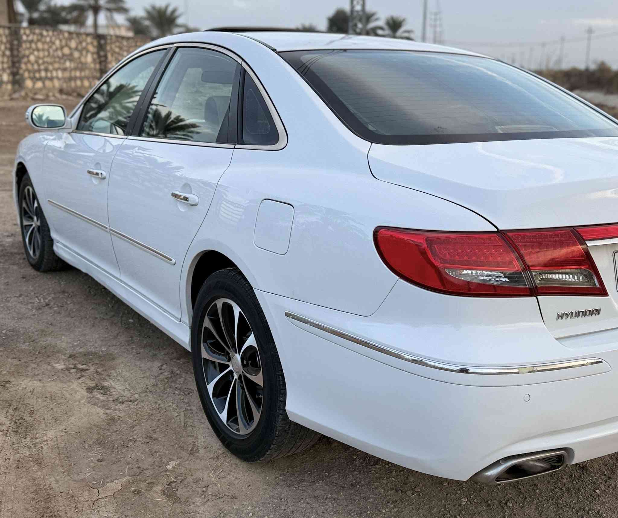 السلام عليكم
ازيرا خليجي موديل  ٢٠١١
محرك ٢٧٠٠
فول مواصفات ..صبغ قطعه ونص 
تحويل وكاله مضمون
سياره جاهزه من كلشي ..السعر (١١٧$) وبيه مجال قليل 
***********//***********
مكان السياره //بابل
