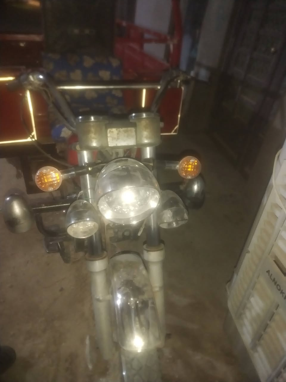 سلام عليكم ستوته البيع اورق استنساخ السعر ٩٠٠ وبيها مجال مكان كربلاء الاستفسار ***********
