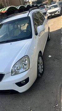 كارنز • ٢٠٠٩ • ماشي ١٧٥ الف