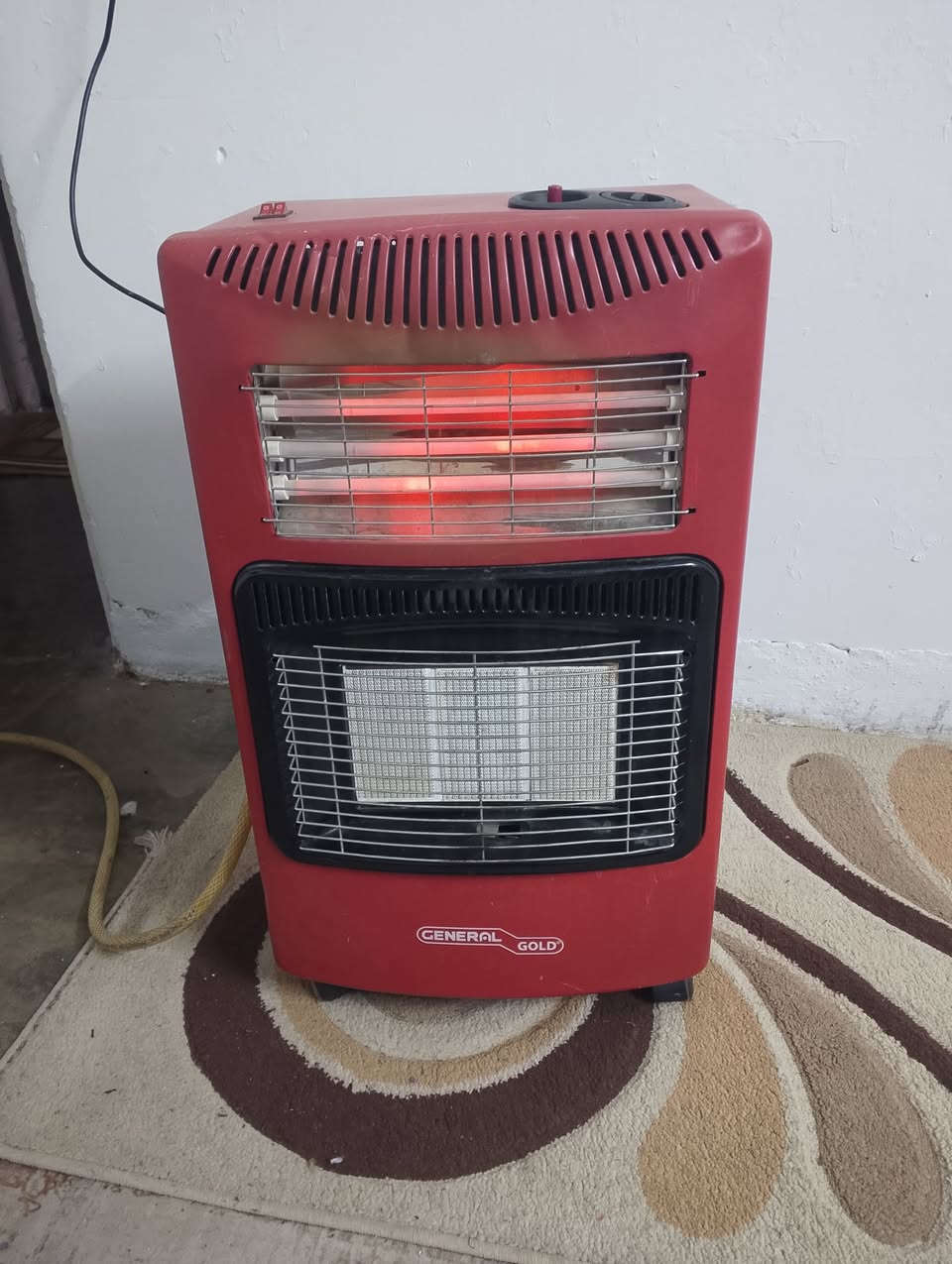 صوبه غازيه للبيع شرط الشغل السعر 50بي مجال شويه ***********
