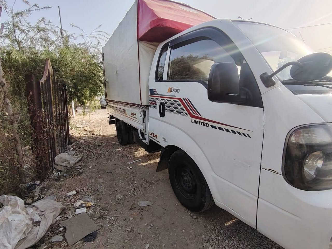 كيه البيع مديل 14جديده تخم تاير جديد سياره جاهزة برغي ماعيزه شاشه السعر 95 بيه مجال  بلعافيه علي يخذه ميذب ربع عليه ***********
