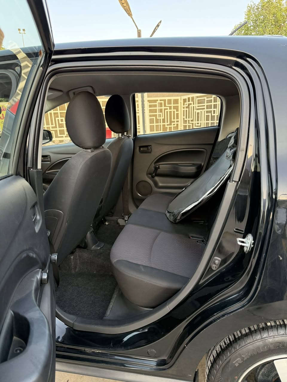 السلام عليكم ..
مسيوبوشي 🇯🇵 ميراج موديل 2020 وارد امريكي رقم بغداد بأسمي تحويل مباشر 
السيارة حادثهة بنيد وجاملغ جهة السايق مصلحات نفسهن و مصبوغات وبيهة الباب الخلفية والجاملغ انطخت طخة بسيطة وموضحة بصور ونصبغن ثنينهن 

السيارة ماشية 29 الف كيلو فقط و عليهة ادامة كاملة مناقصهة شي ان شاء الله ومحركهة 1300cc 

للاستفسار اكثر تواصل ع رقم *********** ومتوفر واتس ايضا ومكان السيارة بغداد الزعفرانية قبل الفلكة
