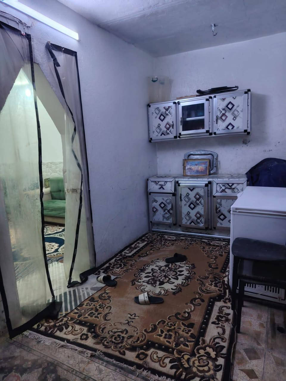 بيت ١٠٠ حي الجامعه 
للبيع  بناء شيلمان

5x20
شارع ١٠
منطقه ٢٨ 
بناء نظيف ومرتب وجاهز للسكن 
سعره ب147 وبي مجال للاستفسار عالخاص او الواتس اب ***********
