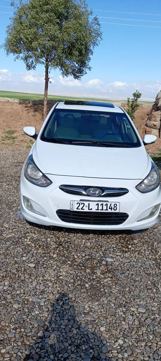 اكسنت مضلع 2011السياره فول فول   محرك 16 اصلي  شرط التحويل  السعر 115بيه مجال  صبق بس باب رش  بدون دواخل  ***********
