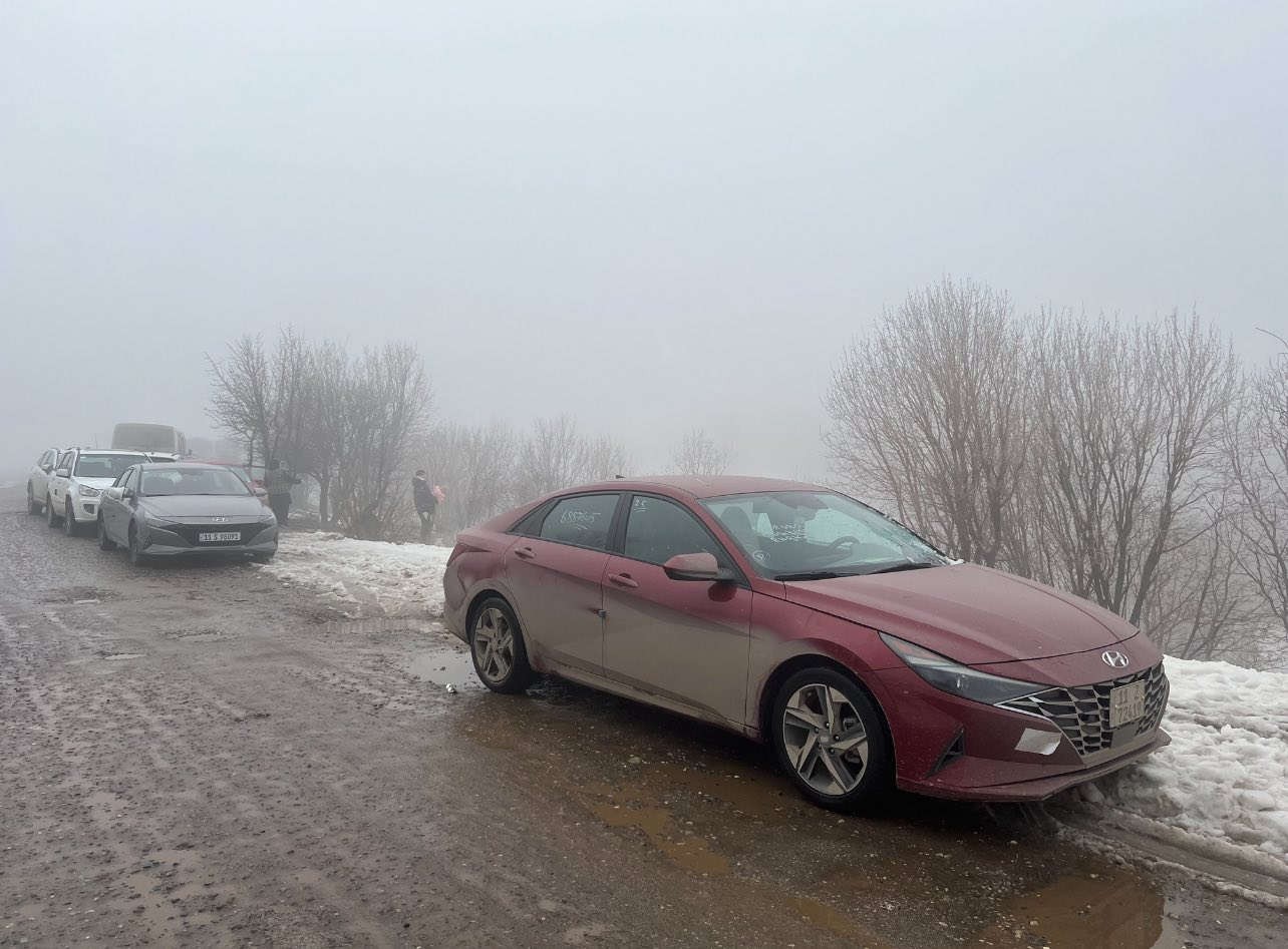 النترا موديل 2023 مرقم بغداد بسمي شرط تحويل حادث السياره فقط دعاميه اخت لكلين نص فول لون ماروني على وضع شركه  بجيس ماشيه ٤٠ مكانها بغداد 
سونارات ٢ بيها صور الحادث مرفقات 
رقم لهاتف ***********
