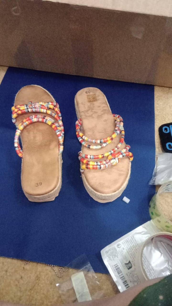 عندي شلعه احذيه السعر ٢٥


**إذا كنت صاحب هذا الإعلان وتريد حذفه لأي سبب، رجاءا أرسل رسالة إلى الدعم الفني**