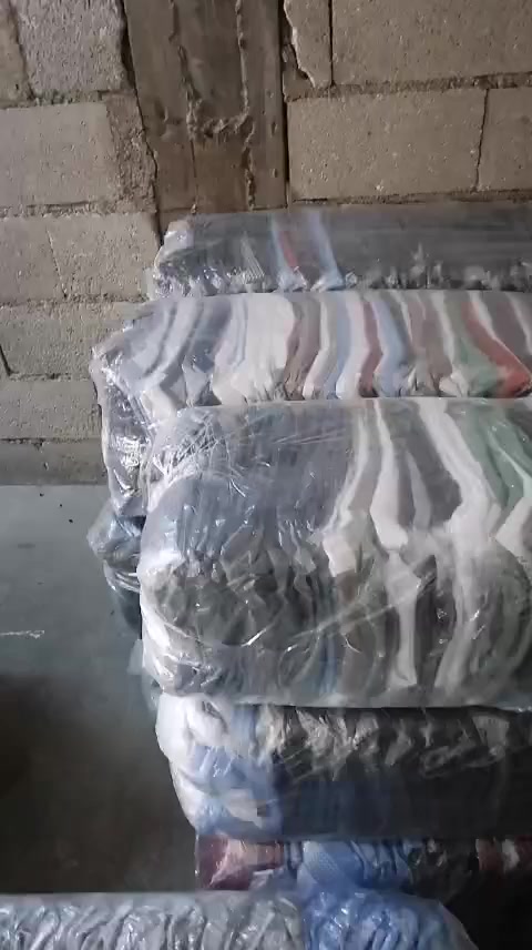 كميه 1200 بنيامين سيريات نقص الوان فقط مقاس s.m.l.xl.xxl السعر 3.25$


**إذا كنت صاحب هذا الإعلان وتريد حذفه لأي سبب، رجاءا أرسل رسالة إلى الدعم الفني**