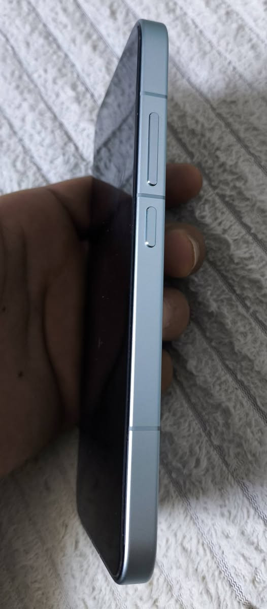 بوكو x8pro
استخدام اسبوعين فقط 
بطاريه 100
كامل ملحقات 
مكفول من كلشي 
ذاكره 256
سعره 450
مكاني نجف مناذره  
ما عندي توصيل 
 واتساب 
***********
