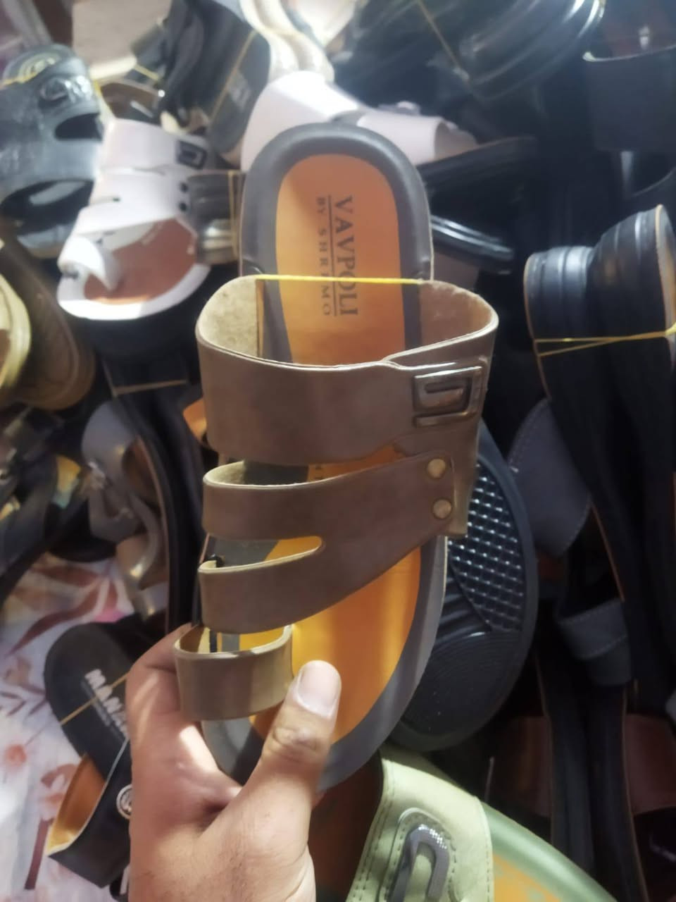 شروه شحاطات رجالي استندر سعر القطعه 1750 عدد القطع 2184 يعني طلعا 182 درزان


**إذا كنت صاحب هذا الإعلان وتريد حذفه لأي سبب، رجاءا أرسل رسالة إلى الدعم الفني**