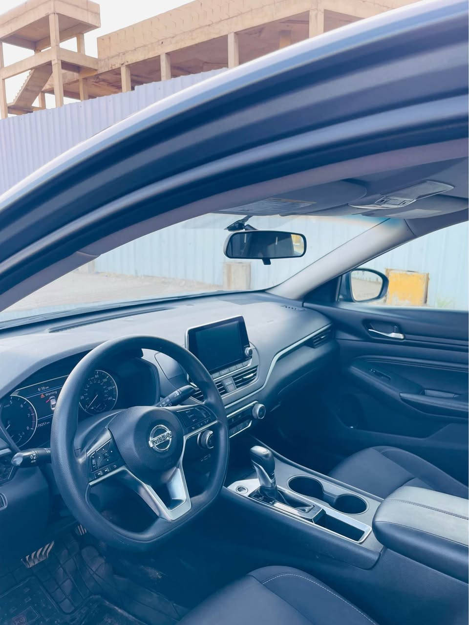 Nissan Altima 2020 
نموونە لە جوانی
پیش و پشت کەپس
 یەک پارچە سبوغە بەبێ ناوی
105 هەزار رۆیشتووە
یەک دینار مەسروفی تیدا نیە
رەقەم و سەنەوی نۆییە
گیر و مەکینە بەشەرت
تحویل غرامە بەشەرت
نرخ $128 مەجال
هەولیر
*********** أربيل, العراق
