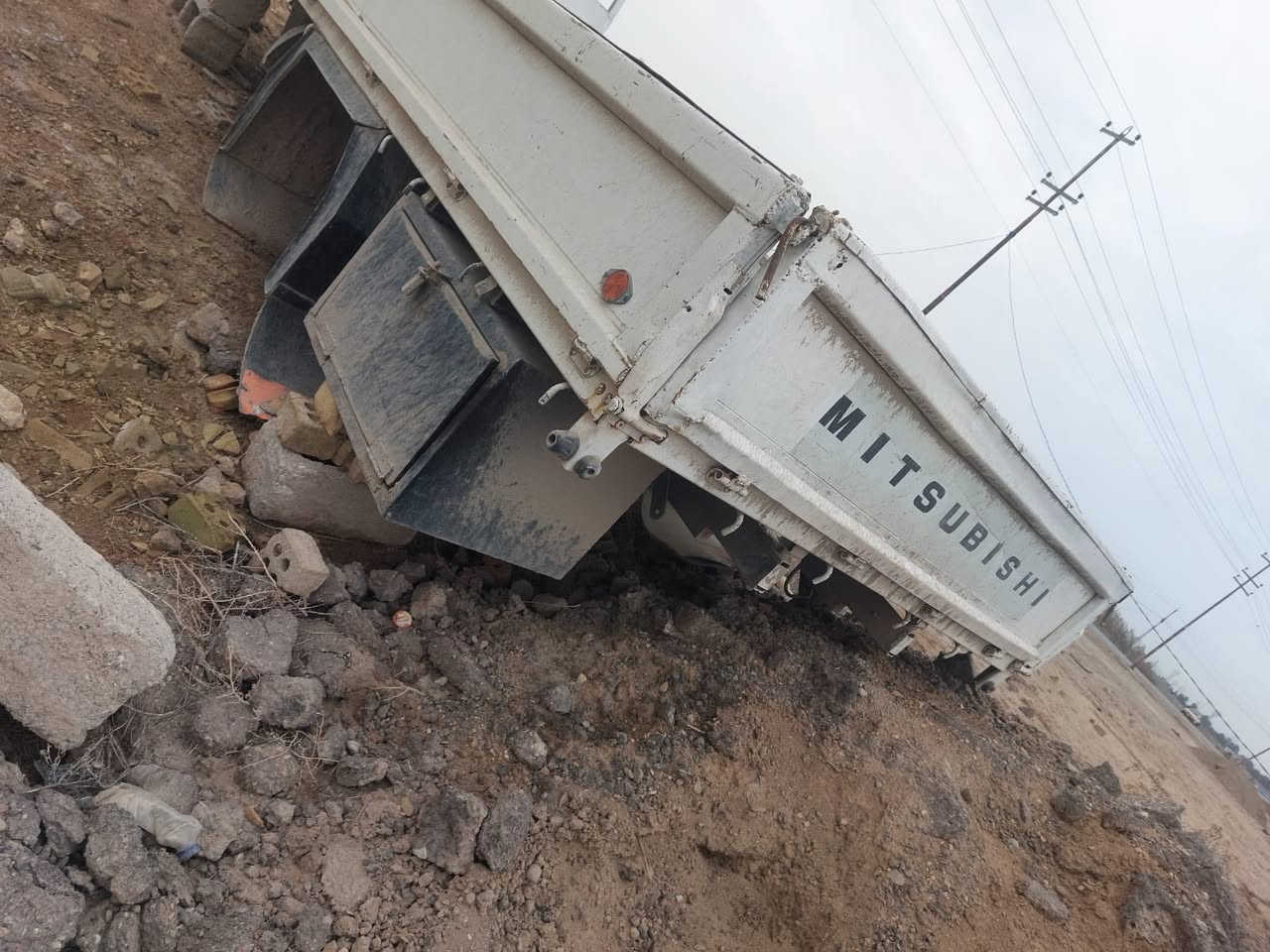 سلام عليكم بدي كنتر البيع  طول ٤٥٠٠متر ويه دعاميه وسبايدرات رقم***********
