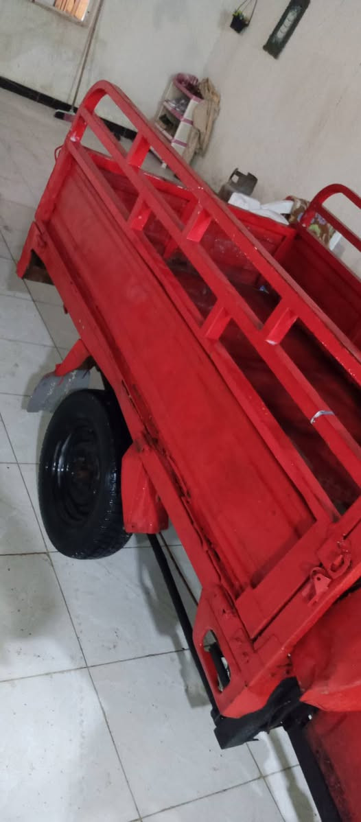 ادوات شاصي مكفول محرك مكفول سعر 550وبيه مجال قليل اب الخصيب ***********
