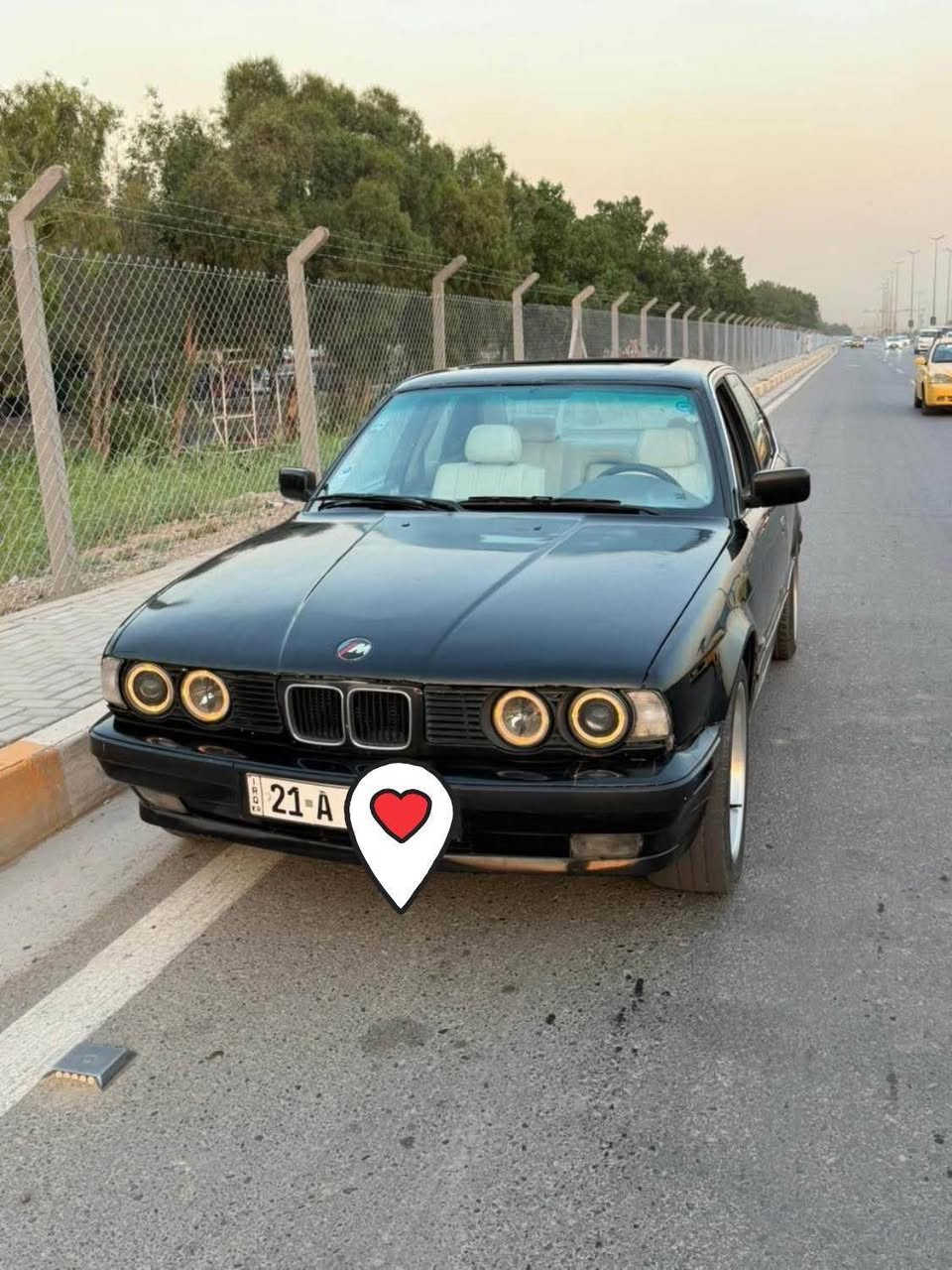 1992 525ia بلادي
محرك 25 مسكر عدل
تبريد تدفئه
سلايت شغال
سنويه لل 29 صفر غرامات
ضربه بين باب وجاملغ خفيفه
داخل ابيض
وياله m18 تو سايز
Abs شغال
مثبت سرعه شغال

فقط كير بي طبه

58وبيها مجال
مكاني كركوك *********** كركوك, العراق
