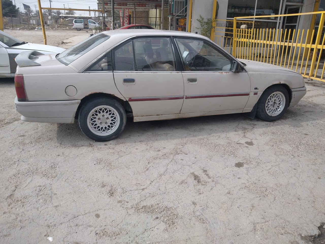 السلام عليكم للبيع اوبل اوميكا جنطه رقم نجف سنويه مجدده لل ٢٠٢٧ مالكهه بل شاميه تحويل مباشر محرك اوكير جدد كير تماتيك تخم تأير جدد كهربائيات شغاله السعر ١٥ ورقه العنوان دوانيه قضاء الشاميه التواصل اتصل ***********
