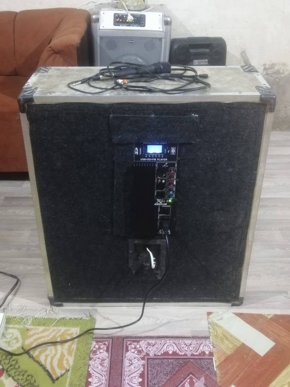 الرباعي 300
الرصاصي 100
قابل للتفاوض
***********
