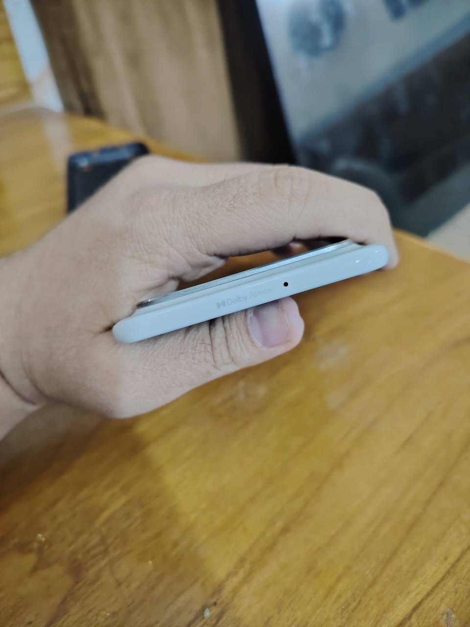 سلام عليكم للمراوس او للبيع جهاز pova slam 5g جهاز جديد نضافه 100% ملحقاته شاحنه و كفرات ٢ السعر 280 او مراوس ابهونر x9c x9B الرقم *********** واتساب العنوان بغداد حي الجهاد
