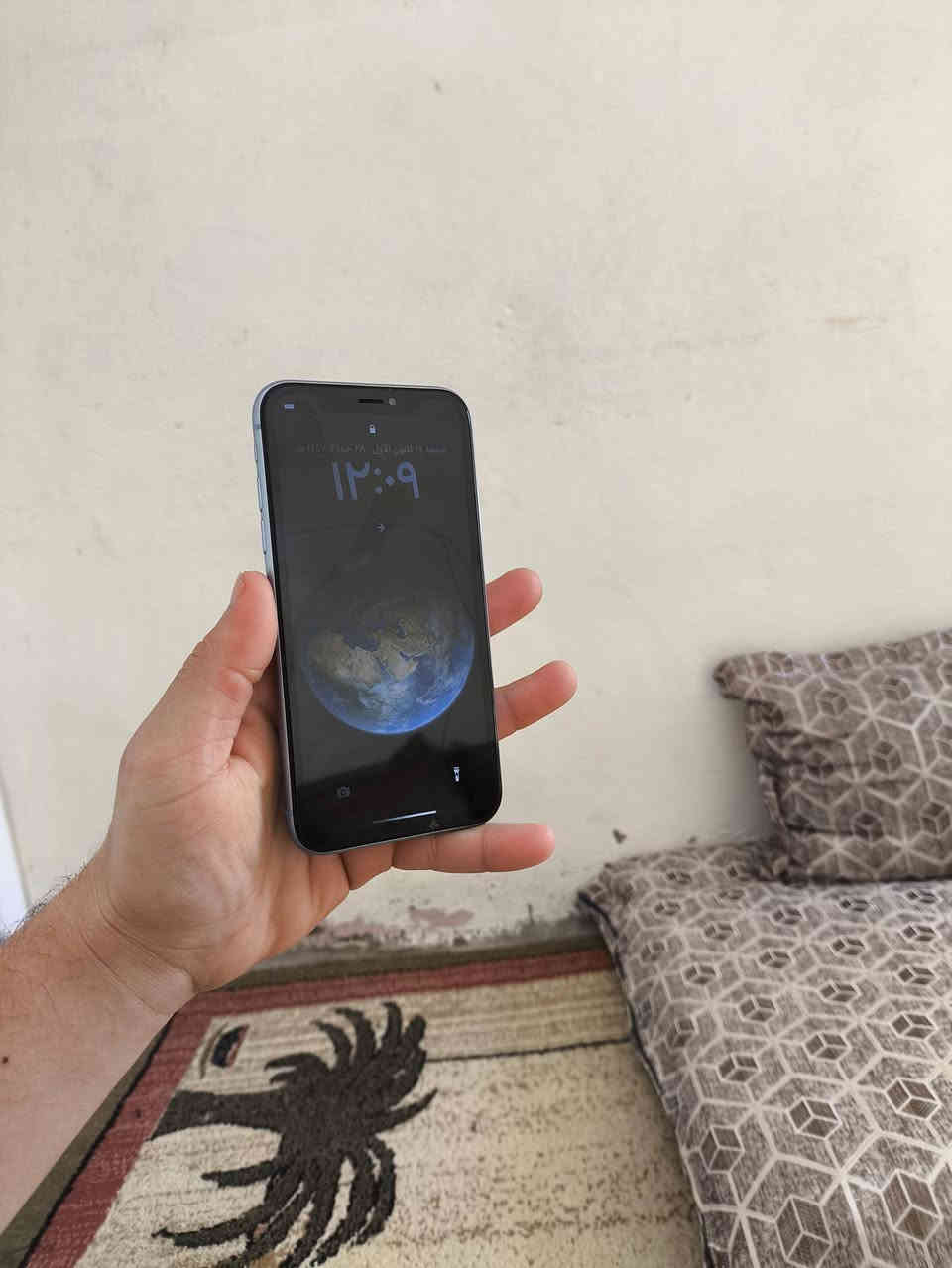 🔥 ايفون XR للبيع 🔥

📦 الذاكرة: 64 جيجا
🔋 البطارية: 100% (مستبدلة أصلي)
📱 الحالة: الجهاز شغال بالكامل وما بي أي خلل

✅ كلشي شغال طبيعي:

📶 سيم كرت

😊 فيس آيدي

🖥️ شاشة أصلية (ثلث خيارات)

🔊 سماعات

📸 كاميرات فول

📳 هزازات

📝 ملاحظة:

أكو ضربة خفيفة بالـ Glass موضّحة بالتصوير

سواد بسيط بمكان الضربة، ما مأثر عالاستخدام ولا مبين

💰 السعر: 110 ألف فقط 💸
📍 الموقع: موصل – الأيسر
📞 الاتصال أو خاص: ***********
