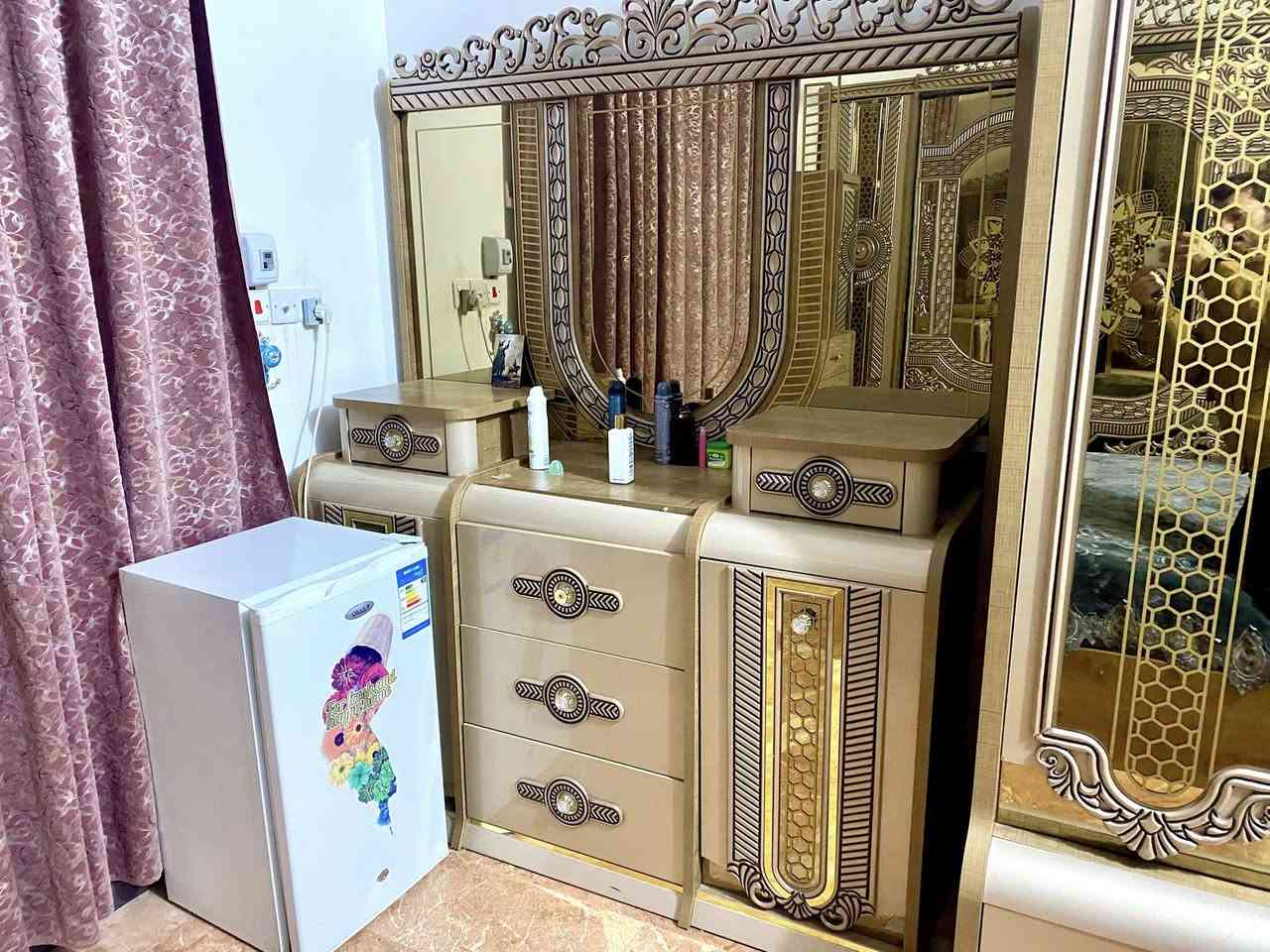 غرفه تركيه للبيع الاستفسار خاص او اتصل ***********
