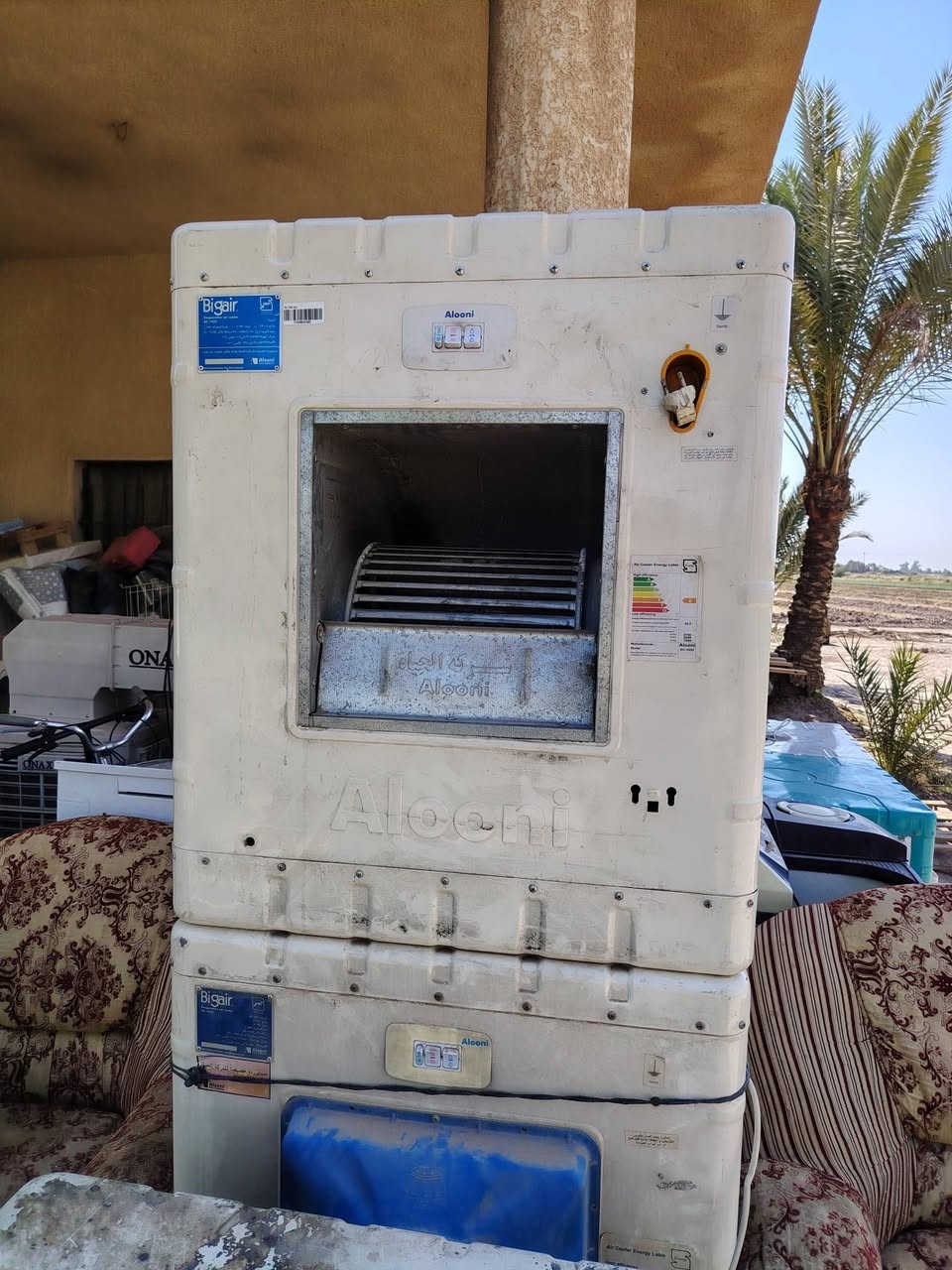 السلام عليكم
مبردات الونه عدد ٤
مبردة برفاب 
ثلاجه ١٠ قدم 
بلازمه حجم ٥٠

***********
***********

مكان القطاع الزراعي الحصاميت
بيت حميد العيد الحصميتي
