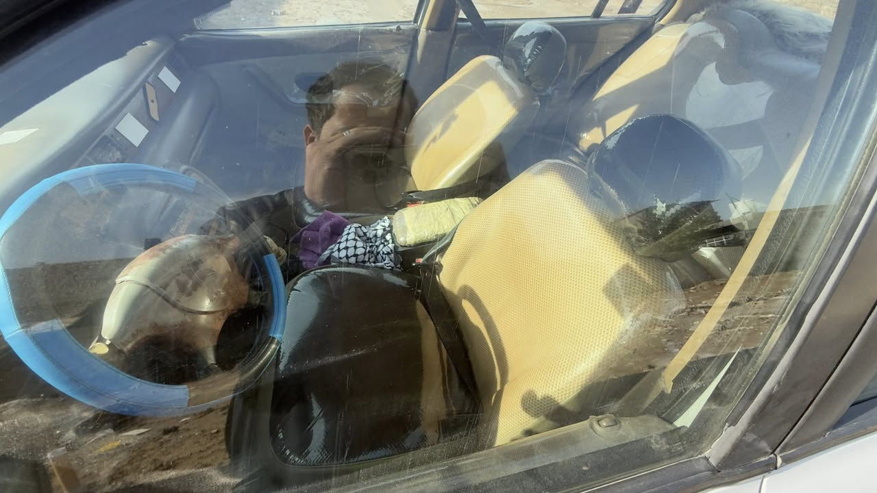 سمند خصوصي ابيض الون
مديل 2011 
رقم بغداد انكليزي 
تحويل جديد وهزة جديدة 
السيارة نظيفة بل كامل 
كير+ مكينة 2000 فرنسي بل جيس 
بيها ملاحظات بسيطة تعمير الهلالات 
عنوانها بغداد حي اور سبع قصور 
تحويل مباشر 
***********
السعر 42 وبيها مجال للشراي
