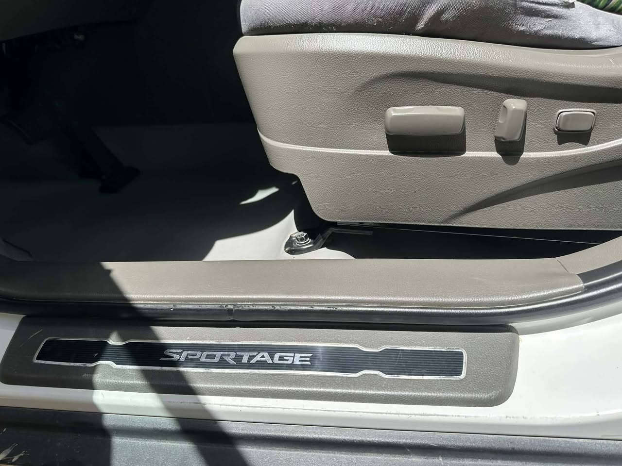 سبورتج 2011فول مواصفات
مكفولة كفالة عامه 
السعر 150 $
رقم الهاتف 
***********
