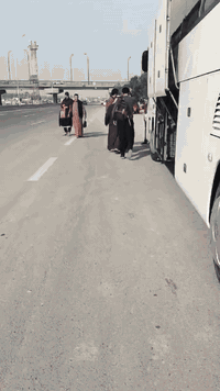 #اللهم لك الحمد والشكر
بعد تمام العمرة #مكتب_الوليد_للحج_والعمرة_الكائن_بغداد_المشاهده_قرب_جامع_الخضر_***********_***********_*********** وليد الدليمي 
تم وصول معتمرينا إلى أرض الوطن وهم بصحة جيدة
