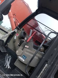 / حفاره للبيع زت 3 موديل 14 مكفوله كفاله عامه شاصي 25 ساعات العمل 8000...