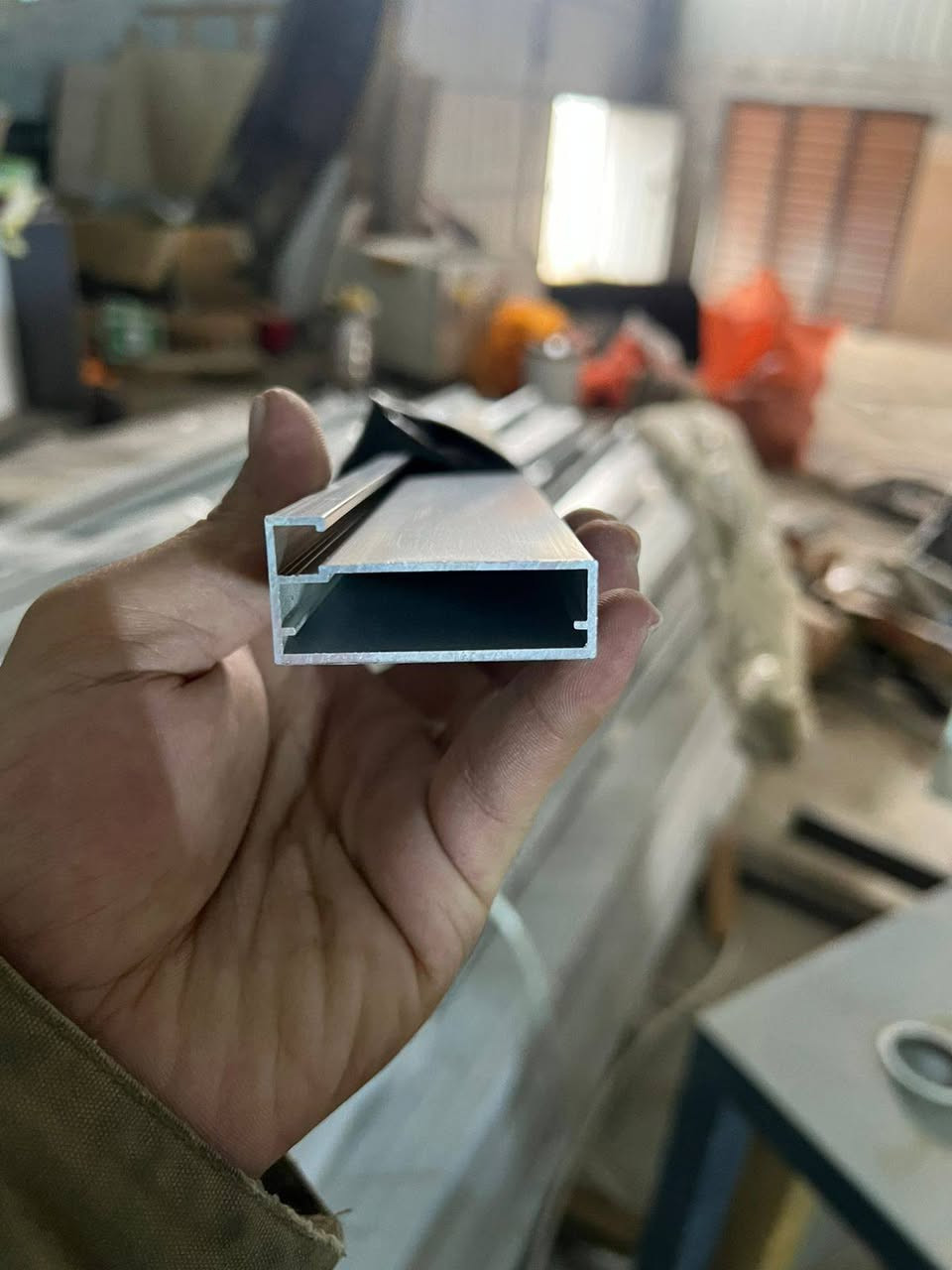 جهاز المنيوم و بروفايل سارا تركي للبيع
***********
