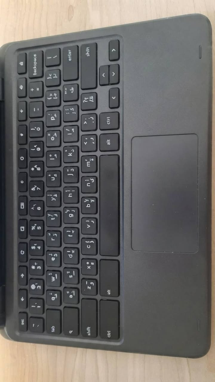 للبيع لابتوب DELL أنيق وعملي جداً، الجهاز يجمع بين سرعة الأداء وتعدد الاستخدامات (شاشة لمس + قلاب 360 درجة). الجهاز بحالة ممتازة وجاهز للاستخدام مباشرة
للبيع لابتوب DELL أنيق وعملي جداً، الجهاز يجمع بين سرعة الأداء وتعدد الاستخدامات (شاشة لمس + قلاب 360 درجة). الجهاز بحالة ممتازة وجاهز للاستخدام مباشرة.
المواصفات:

الماركة: DELL (متانة وجودة).
الشاشة: 12 إنش، لمس (Touch) سريعة الاستجابة + دوران 360 درجة (يتحول لتابلت).
الرام: 4GB.
البطارية: ممتازة (أكثر من 3 ساعات).
🎁 العرض المميز:
مع اللابتوب هدية "فلاش ميموري 32GB" مجاناً، لزيادة مساحة التخزين وحفظ ملفاتك وصورك بكل سهولة!
السعر 90 وبيها مجال للشراي 
ورقم تواصل ***********
