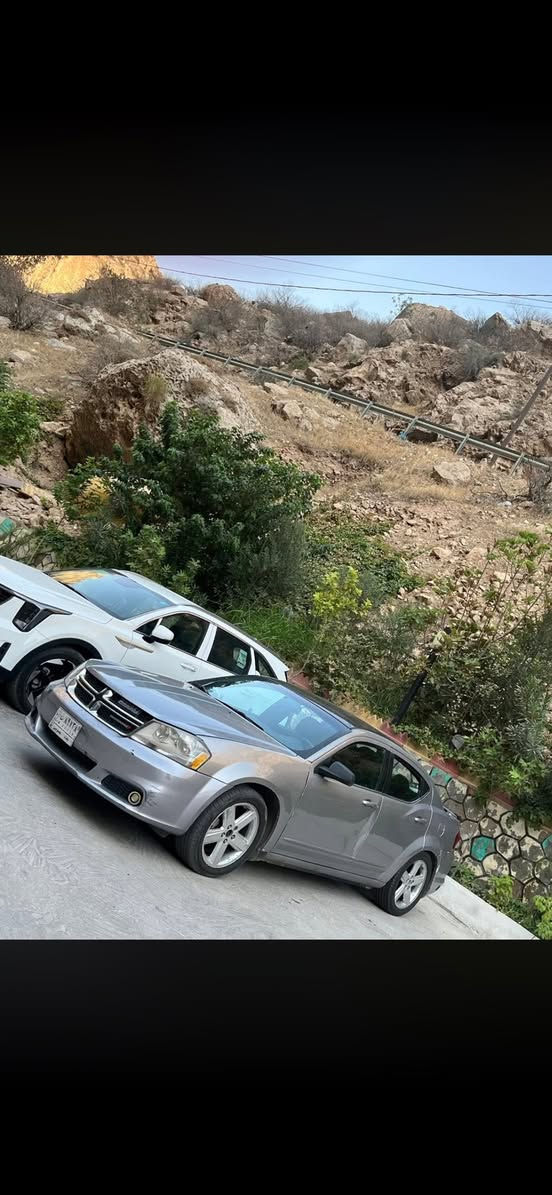 دوج افنجر 2013 مكينه2400حادث خلفي بيهه رشات صبغ ابيعلك حزام بيهه منظومة غاز تبريد تدفئه صدر امامي خلفي غرفتهه حلوه سياره نضيفه ومرتبه لايت عالي زينون ناصي لد شمسي تخم تاير سعرها 68  ومجال حك الجيه بغداد حي الجهاد ***********
