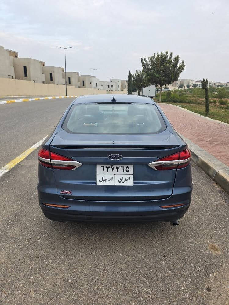 Ford Fusion 2019 SE 

 فورد فيوجن 2019

• المسافة المقطوعة : 29 الف مايل فقط ‼️ ( سيارة مال دكتورة ههه) 

المواصفات : كامل مواصفات بدون فتحة سقف فقط

 • تشغيل عن بعد
• تشغيل بصمة وبصمة ابواب 
• كاميرا خلفية 
• حساس مطر
 • اضاءه داخليه 7 الوان
• شاشه اصليه
° نظام Eco لتوفير الوقود
• هاند بريك كهرباء
° وسائد هوائيه بلمقعد
• مثبت سرعة تفاعلي
 • اناره ترحيبيه
  • نظام صوتي sony
• غمازات عالمري 
• اضوية زينون اصلي
° ايرباك عدد 8 
° نظام الملاحة gbs
• اجهزة سلامه عامه SRS + ABS
• مرآة وسطية ذات خاصية تعتيمية
 • مانع انزلاق
 • كود أبواب لفتح السيارة في حالة فقدان المفتاح
 • سبويلر خلفي
 • كشافات led
• نظام اوامر صوتي
• اغلاق وفتح شبابيك عن طريق مفتاح
• شفتات ستيرين

السياره جاهزة ما تحتاج اي مصرف 
ضرر : قبغ صندوق و جاملغ خلفي + ٢ باب جهة سايق تبديل 

الضربة خارجية فقط....... السيارة  بدون ايرباك
مكان السيارة : اربيل

لمعرفة التفاصيل مراسلة الارقام

***********
*********** أربيل, العراق
