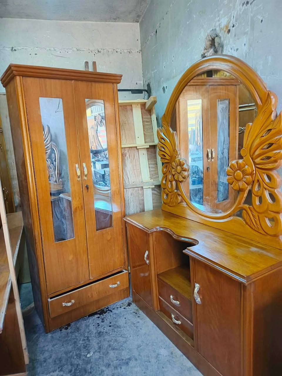 💗غرفه عراقيه مستخدم
داخل خارج صاج
🚪 6 باب ملحق 
🛏️ 6 قطع 
 نظافه 70 / 💯
السعر 650 قفل 
شد ونقل 🪛 داخل بغداد 🚛 مجاني @إشارة


**إذا كنت صاحب هذا الإعلان وتريد حذفه لأي سبب، رجاءا أرسل رسالة إلى الدعم الفني**