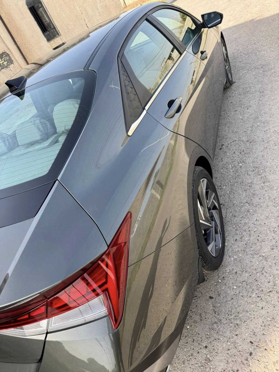 السلام عليكم النترا 2024 وارد امريكي حادثها جداً بسيط فقط بارد بل بنيد والباقي مكفول السيارة فول موصفات ماشية ١٨ الف السيارة رقم انبار معوقين اتكفل بيها تحويل  و اسوي وكالة للمشتري موصفات بصمة فتحة شاشة متصلة شاشة دجتل كامرة خلفية حساسات كشنات تدفئة وباقي الموصفات المعروفة السعر 160 وبيها مجال حك الجية المكان بغداد التاجي رقمي ***********
