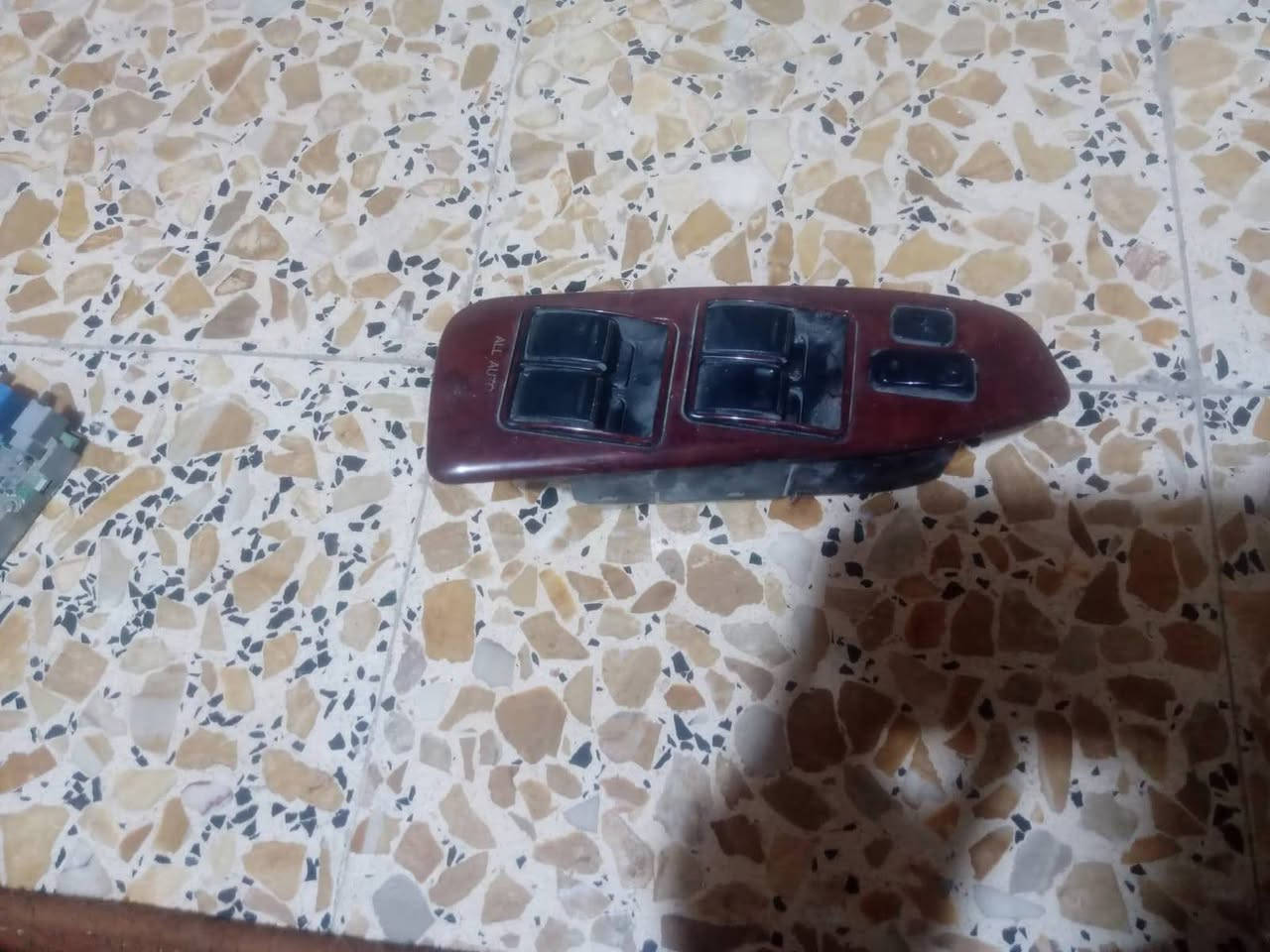 غراض ملكة مال تفصيخ اصلي للبيع كلهن ب125 وبيهن مجال اتصل وتدلل *********** واتساب المكان نجف حي الميلاد
