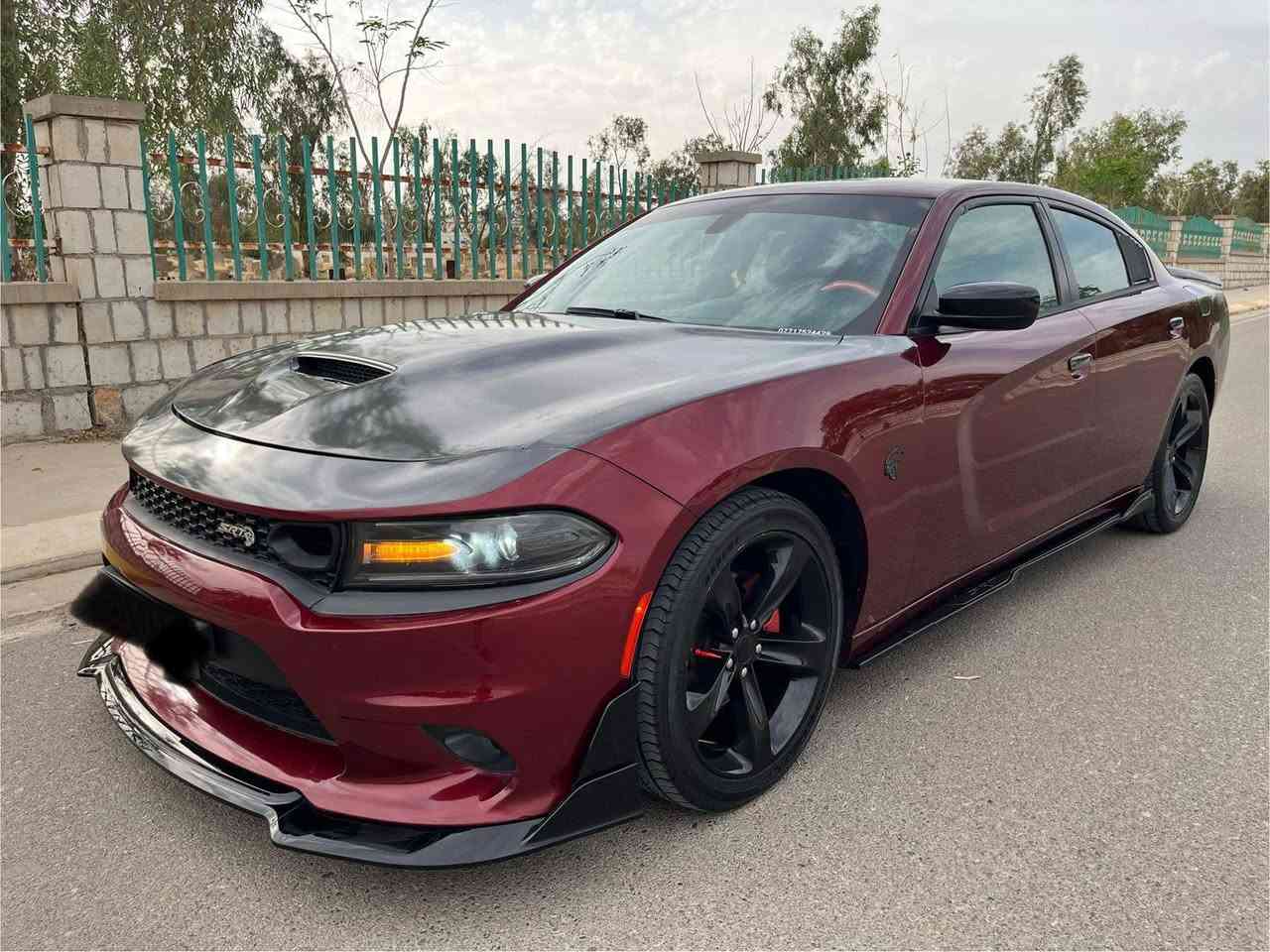 دۆج چارجەر ساغ بێ ڕەقەم مۆدێل2018 شاشەگەورە کامل بەرمەجە کراوە تەقەو ڕەقە بەشەرت توخم تایەی لۆک بێ بۆیاخ تەنها یەک چاملغ پێشەوەی بەخەکراوە لەسەر ساغی سعری 110 گەڵاو مامەڵە ژ.م *********** كالار, السليمانية
