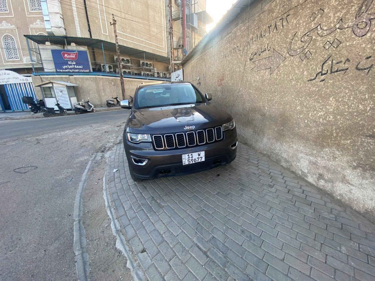سلام عليكم اخوان 
جيب وارد امريكي   2019 
رقم بغداد باسمي 
صور السونار مرفقه بالمنشور 
السياره جاهزه والحمدلله مابيها اي نواقص 
السعر ٢١٠ وبيها مجال ان شاءالله 
مكان السياره بغداد المنصور    ***********
