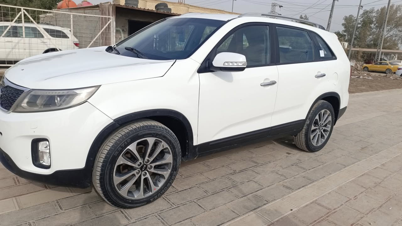 سورنتو 2015 خليجي 6 سلندر مكينه وكير شرط سياره نظيفه كهربائيات شغاله تحويل ثاني *********** ذي قار شطره مكان السياره
