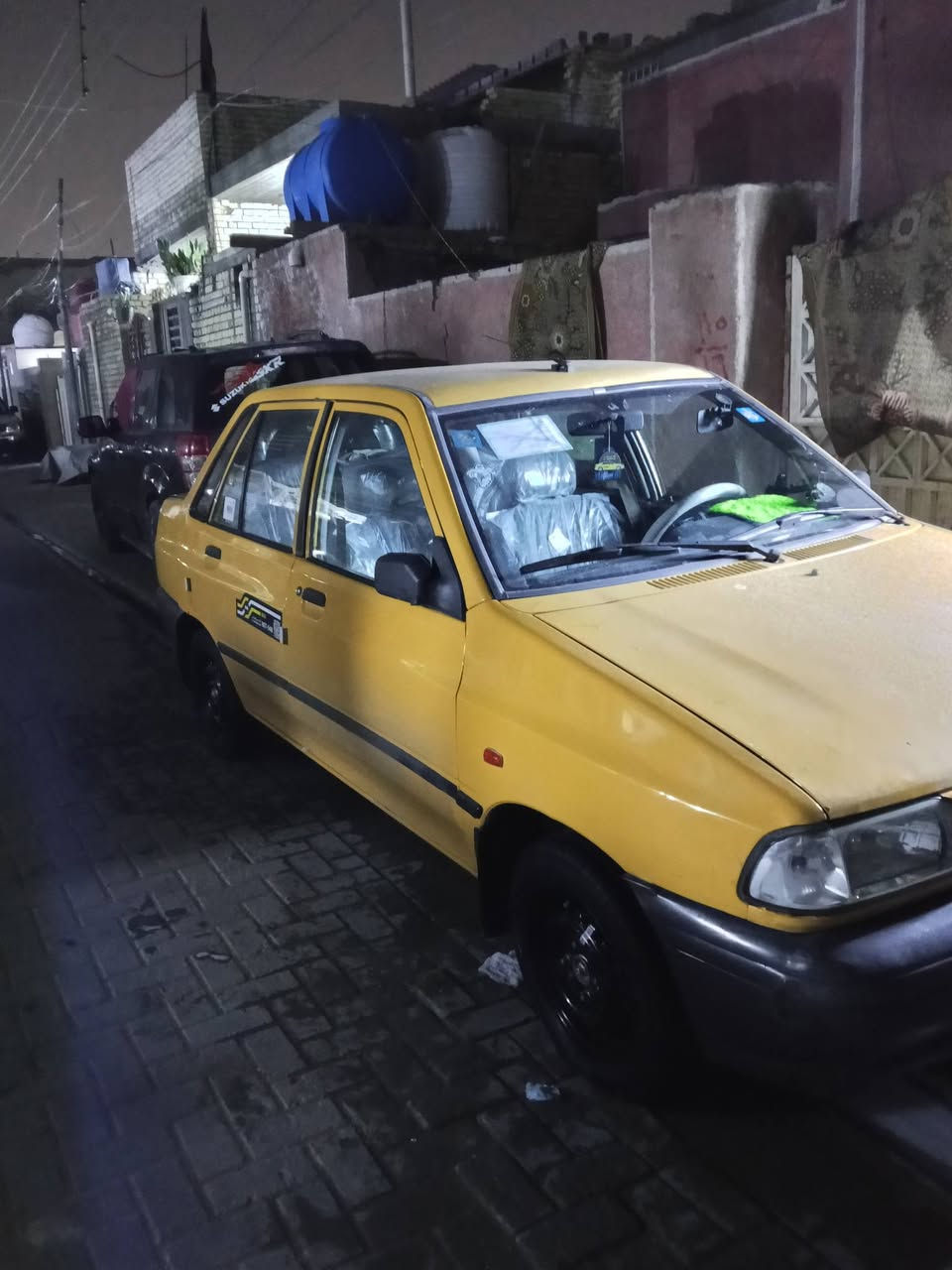 سلام عليكم سايبا موديل 2012 مكفوله كفاله عامه شواصي ومحرك وكير العنوان بغداد مدينة  الصدر الرقم ***********
