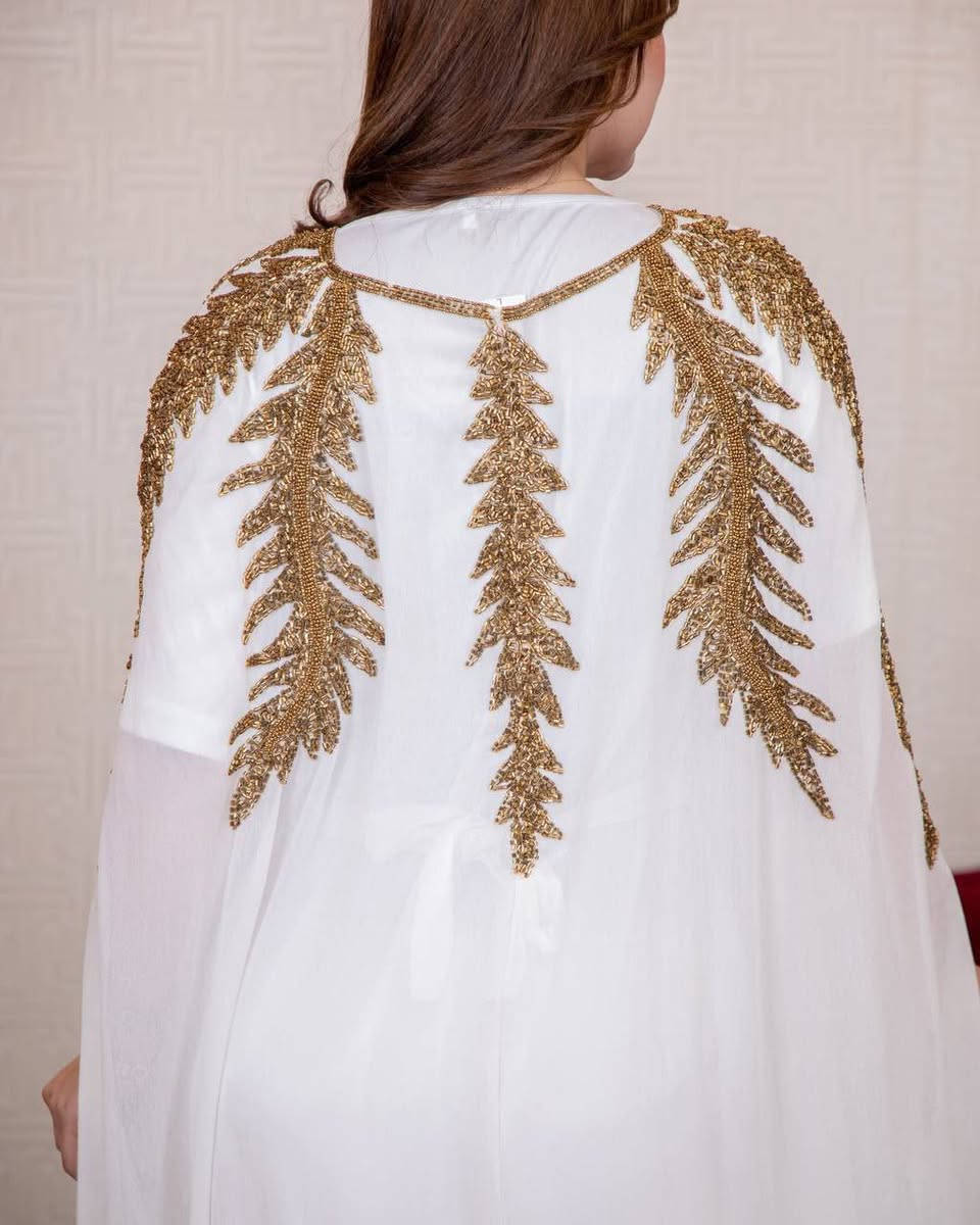 بسم الله توكلنا على الله  
ومازال لدينا إبداع لم يصل إليه أحد 
#أحدث صيحات الموضة العالمية
الأقماش شيفون الأصلي 💯
🪄الشغل شك يدوي(تطريز يدوي)🪡🧵
🎗️مڪون من 2️⃣ قطع  
 ⤶بشت
⤶فستان فيزون الأصلي👍
  التلبيس :-من وزن 60 الى وزن 120
🎨🎨 الألوان :-الصورة
←أسـود فضي
←أسـود ذهبي 
←زيتوني
←أبيض
←عسلي
←بنفسجي


**إذا كنت صاحب هذا الإعلان وتريد حذفه لأي سبب، رجاءا أرسل رسالة إلى الدعم الفني**