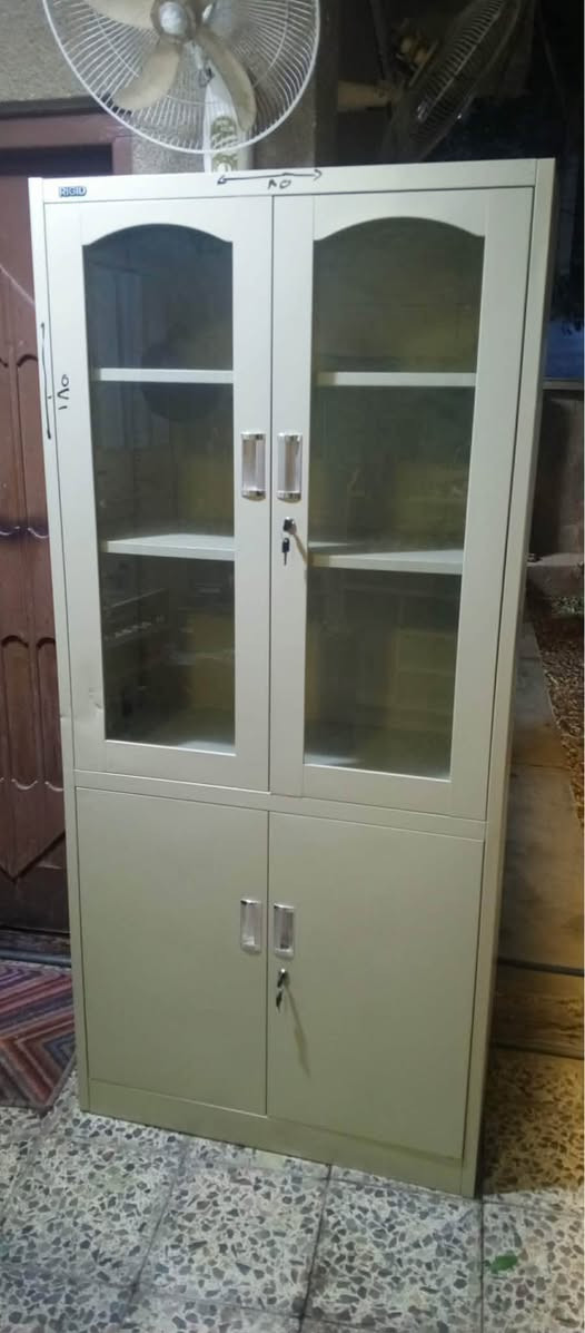 ميز مع كرسي دوار مع ديلاب وكراسي ثابته عدد ٣
طابعات استنساخ عدد ٢ كانون وبرذر 
المكان الاعلام بغداد, العراق


**إذا كنت صاحب هذا الإعلان وتريد حذفه لأي سبب، رجاءا أرسل رسالة إلى الدعم الفني**