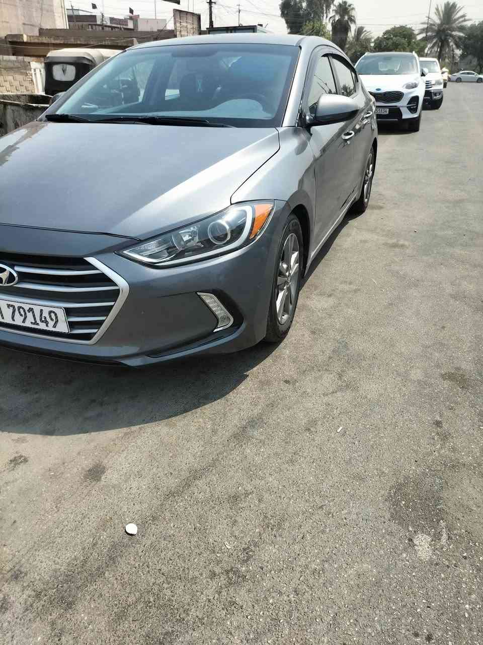 سلام عليكم 
عندي النتره ١٨ امريكي بغداد رقم انكليزي نص فول تحكم استيرن كامره دوار رادار جانبي محرك كير خير من الله صور الحادث بل منشور السعر ١١٨
***********
