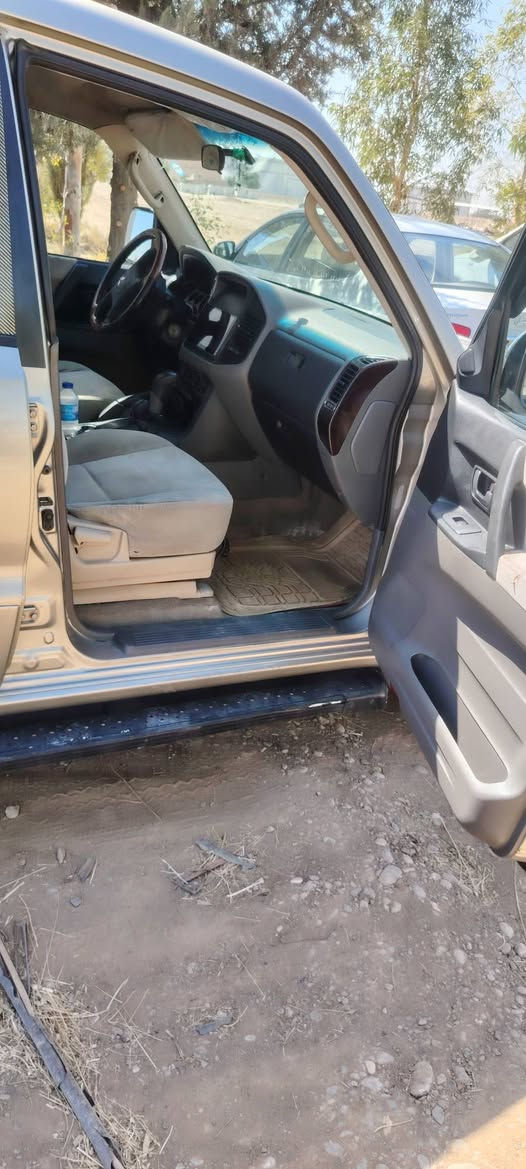 للبيع باجيرو ٢٠٠٢ رقم سنويه لل 29 تبريد محرك كير بدون صبغ سياره جاهزه سعر 90 مراوس احدث هم يرهم استفسار دين مابيع ***********
