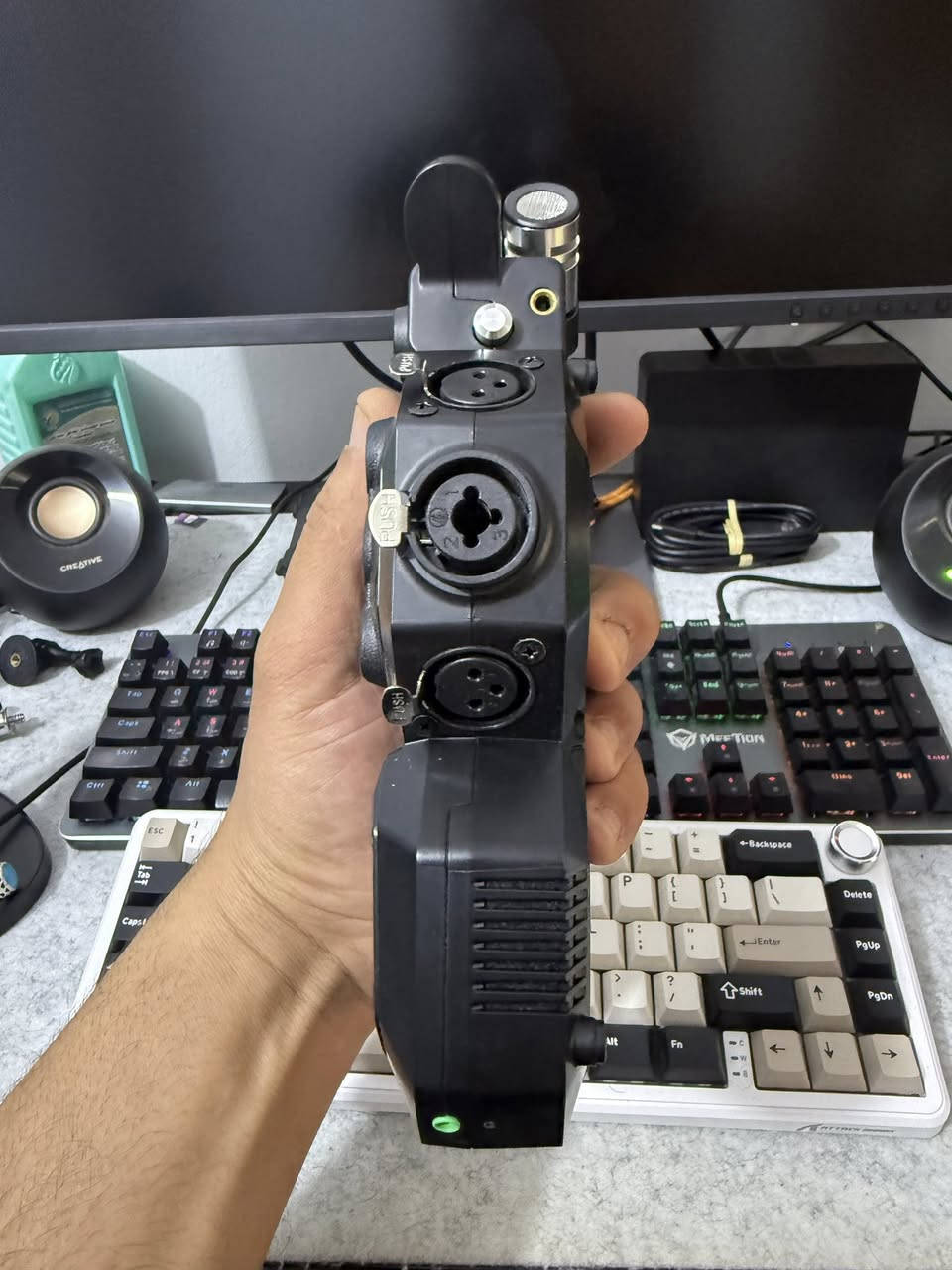 ZOOM H8
نظافة 100‎%‎ مستخدم 10 مرات فقط 

بدون كارتون 
توصيل موجود 
السعر 325 قفل


**إذا كنت صاحب هذا الإعلان وتريد حذفه لأي سبب، رجاءا أرسل رسالة إلى الدعم الفني**